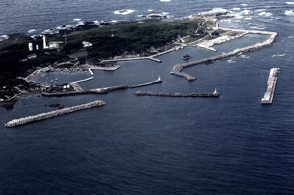 舳倉島漁港の写真その2