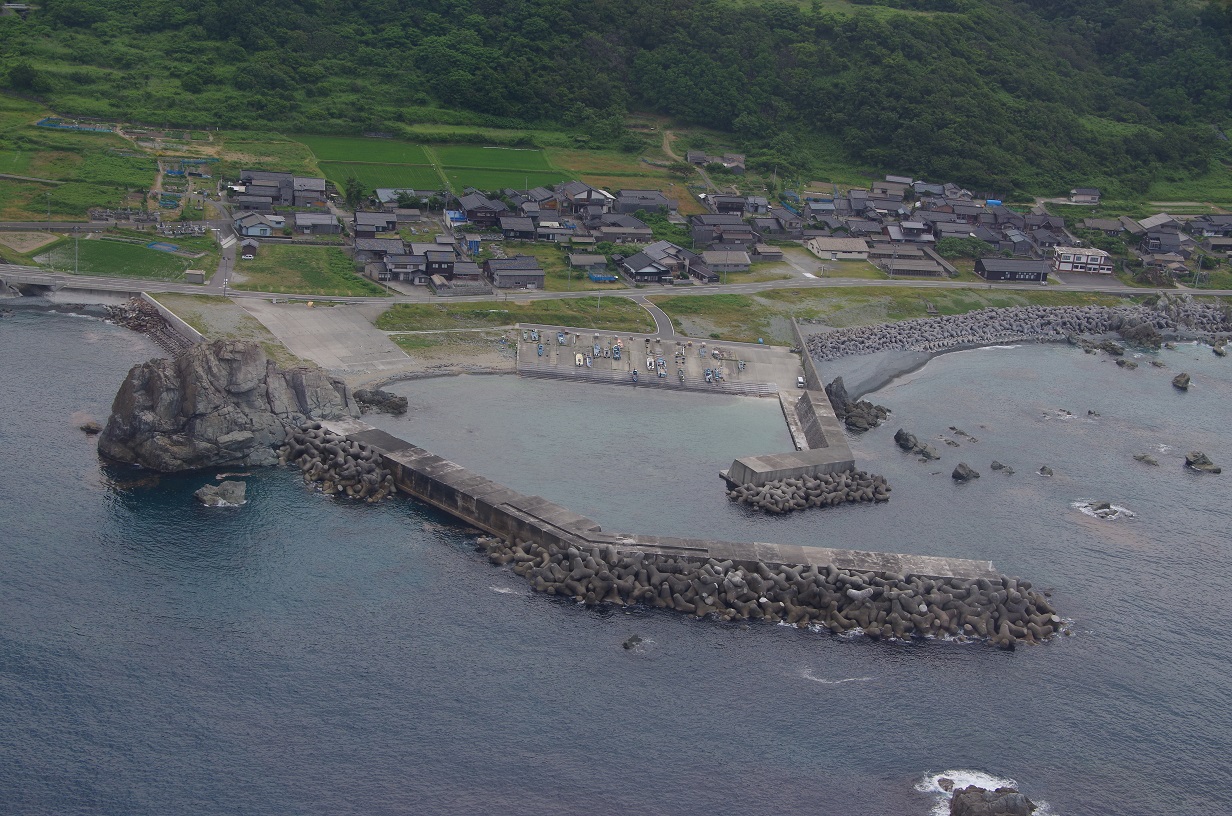 高千漁港(北立島地区)の写真