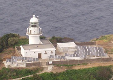 草垣島灯台